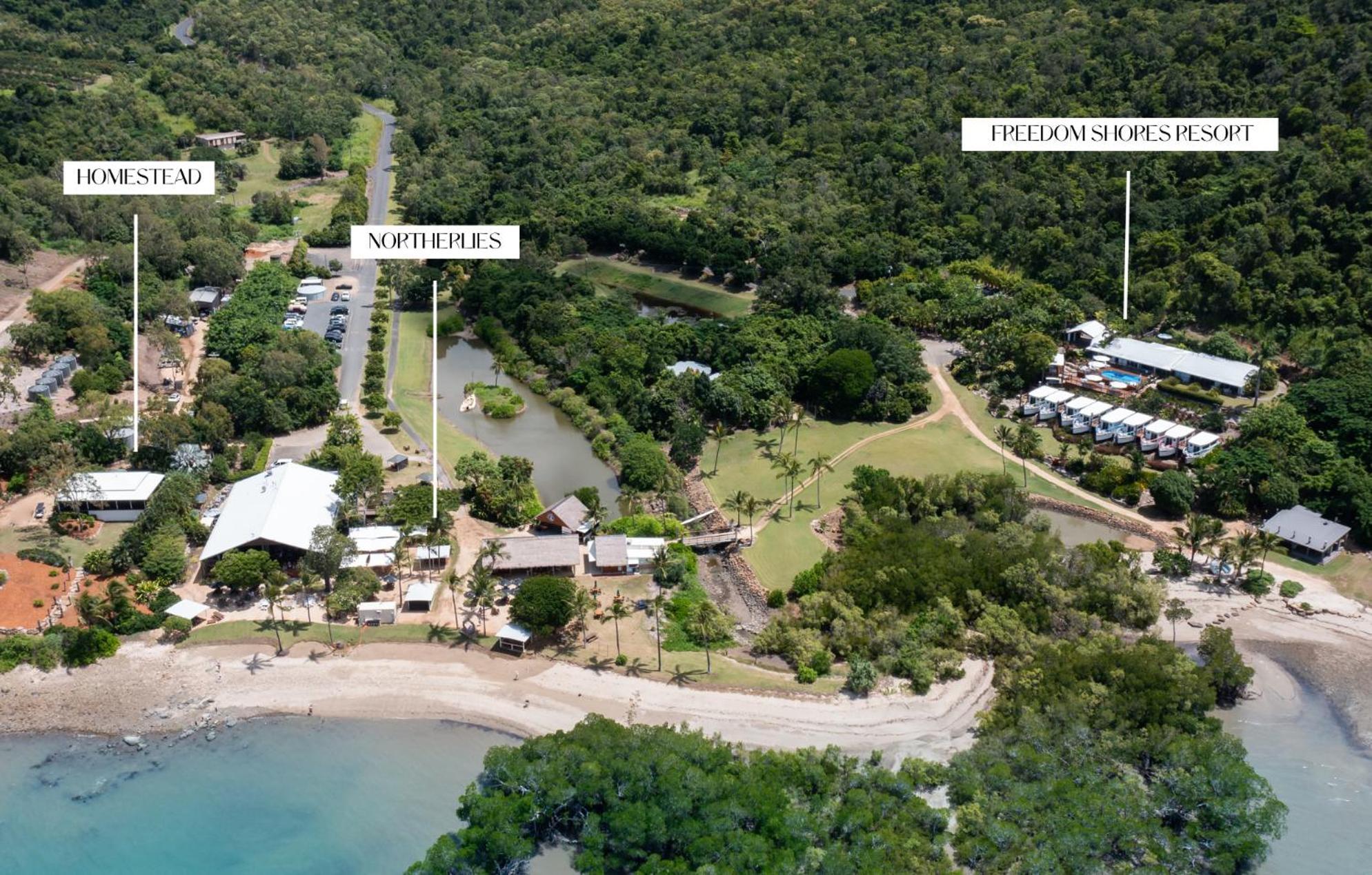Freedom Shores Resort Airlie Beach Cannon Valley Exteriör bild